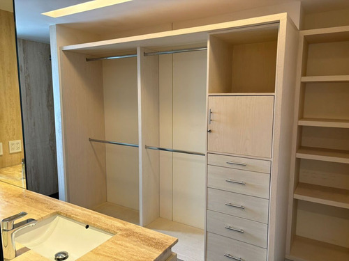 Bosque 6060, Departamento En Venta Con 3 Rec. Y 260 M2 De Construcción