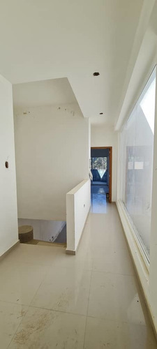 Imagen 8 de 14 de 135541 L Trias 04140432833 Townhouse Venta La Trigaleña
