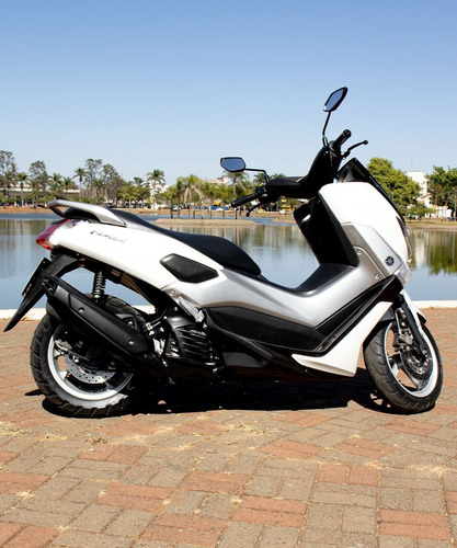 Imagem 5 de 8 de Yamaha Nmax 160 Abs