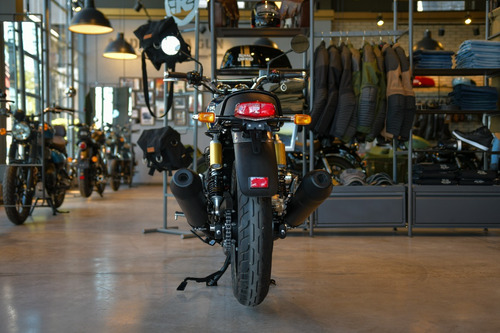 Royal Enfield Interceptor - Barcelona Blue Financiada