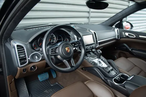 Porsche Cayenne 4.8 Turbo