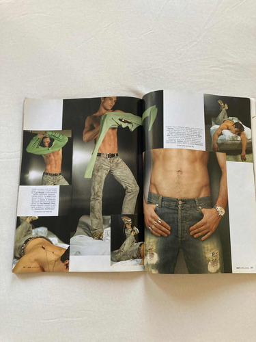 Revista Out/ Scissor Sisters Abril 2005 Impecable Lgbt+ (Usado)