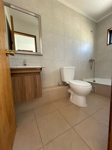 Casa En Arriendo De 3 Dorm. En Quillota