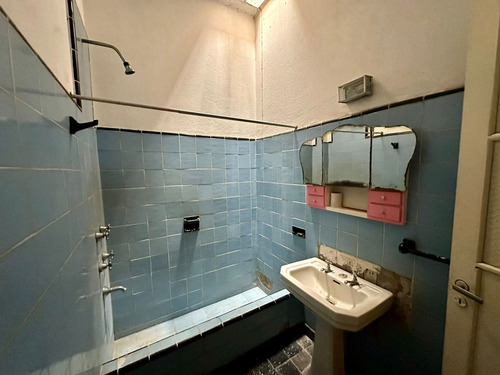 Venta Casa A Reciclar 3 Amb C/jardin En Padua Sur