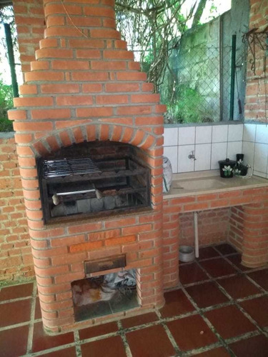 Chácara De 1.900 M² Em Excelente Condomínio - Cód.050