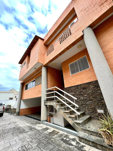 Imagen 2 de 14 de Venta O Alquiler Townhouse El Bosque Valencia