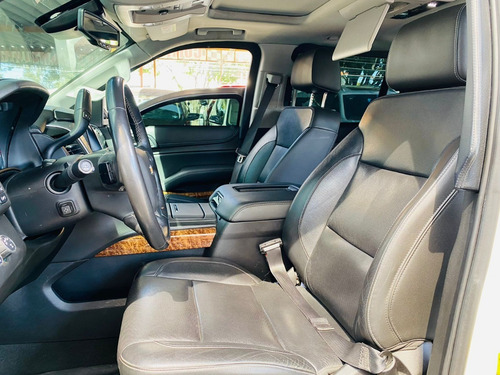 Imagen 10 de 15 de 2019 Chevrolet Suburban Premier D