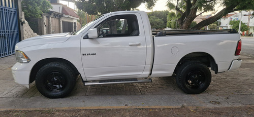 Dodge Ram 1500 3.6 Regular Cab