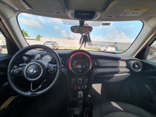 Mini Cooper 2018 Black Street