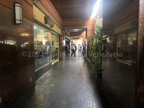 Carla Gonzalez Local Comercial En Venta En La Urbanizacion La Castellana Mls #24-15358 Centro Comercial San Ignacio