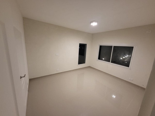 Imagen 7 de 11 de Casa En Venta Lote Interno 1 Planta, San Sebastian Area 1 5054