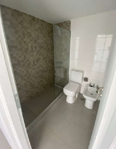 Imagen 5 de 7 de Venta Departamento Dos Ambientes Moron Sur