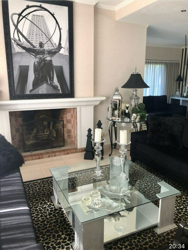 Venta Propiedad Unica, Hermoso Chalet 5 Amb 3 Baños Barrio Privado Santa Ana ,f 9872