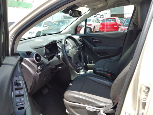 Imagen 9 de 15 de Chevrolet Trax 2016