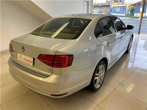 Volkswagen Jetta 2.0 Tsi Highline 211cv Gasolina 4p Tiptroni