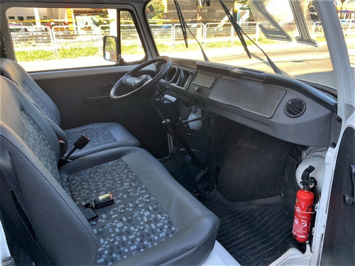 Imagem 18 de 20 de Kombi 1.4 Standard 2012 Super Conservada E Pronta Para Traba