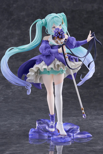 Hatsune Miku - Birthday 2024 Flower Version - Furyu