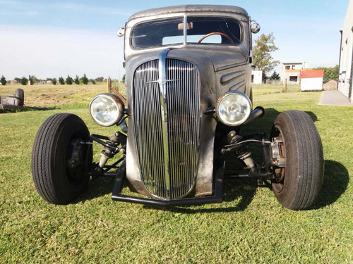 Imagen 2 de 13 de Chevrolet 1936 Rat Rod