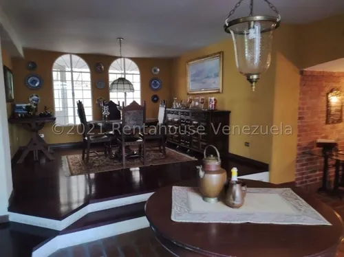 Casa En Venta La Tahona