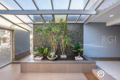 Apartamento Em Menino Deus Com 2 Dormitórios - Ca4812