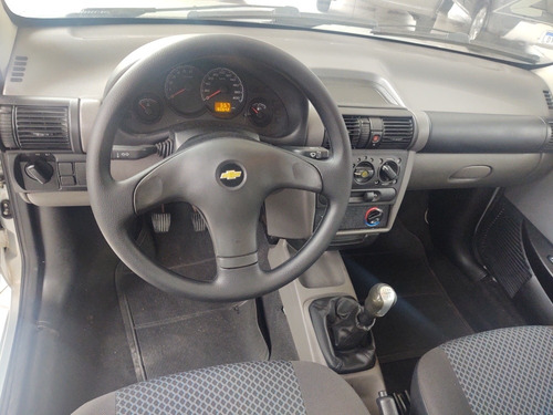 Imagem 7 de 9 de Chevrolet Classic 2013 1.0 Ls Flex Power 4p