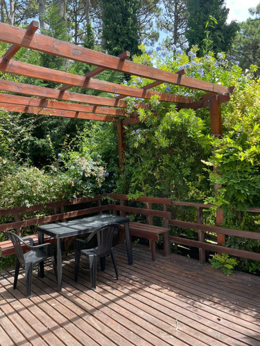 Venta De Casa 3 Ambientes A 100 Metros Del Mar.