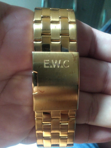 Relógio Dourado Ewc