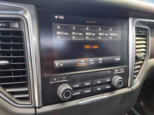 Imagem 14 de 15 de Porsche Macan 2.0 16v Gasolina 4p Automático