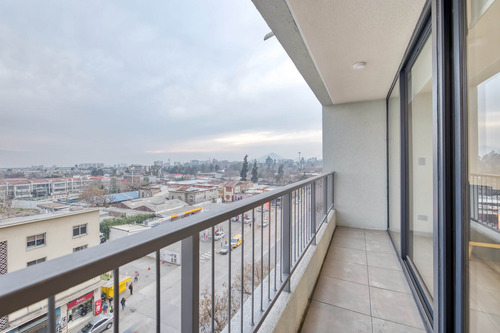 Imagen 9 de 12 de Edificio Matucana- Piso 6