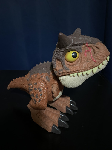 Dinosaurio Carnotauro Toro Bebe Jurassic World Usado (Usado)