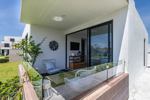 Imagen 4 de 22 de Departamento Cerca De Cuernavaca Con Alberca Y Areas Verdes En Venta