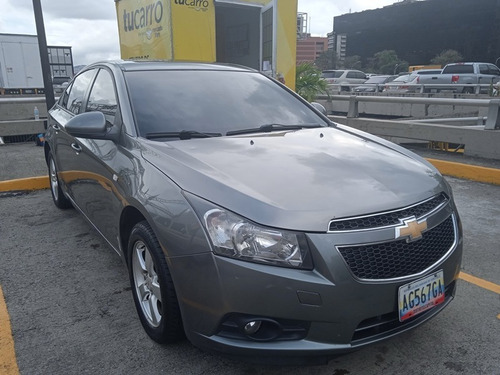 Imagen 3 de 12 de Chevrolet Cruze