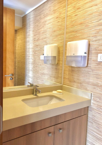 Venta Cómodo Casi Nuevo_bien Ubicado_zona Tranquila
