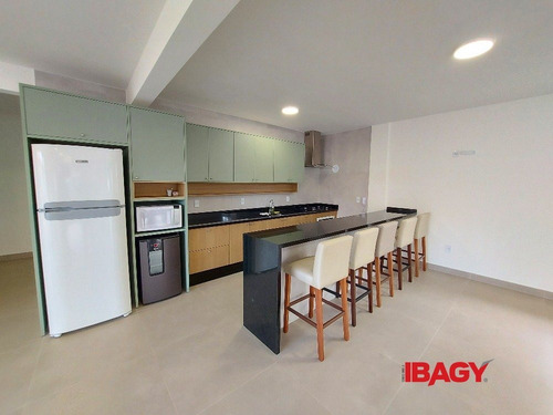 Imagem 3 de 15 de Excelente Apartamento 2 Dormitorio(s) Em Aririu - Palhoca - L-115761
