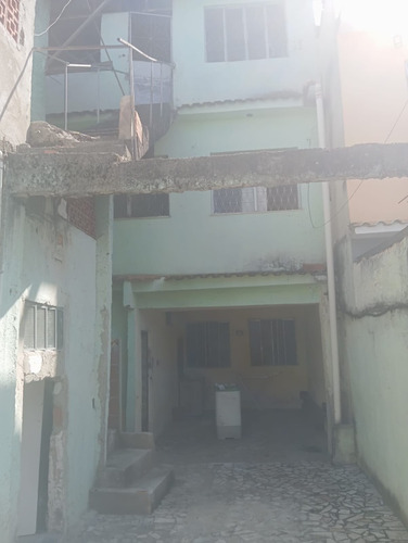 Terreno Com Duas Casas E Duas Lojas