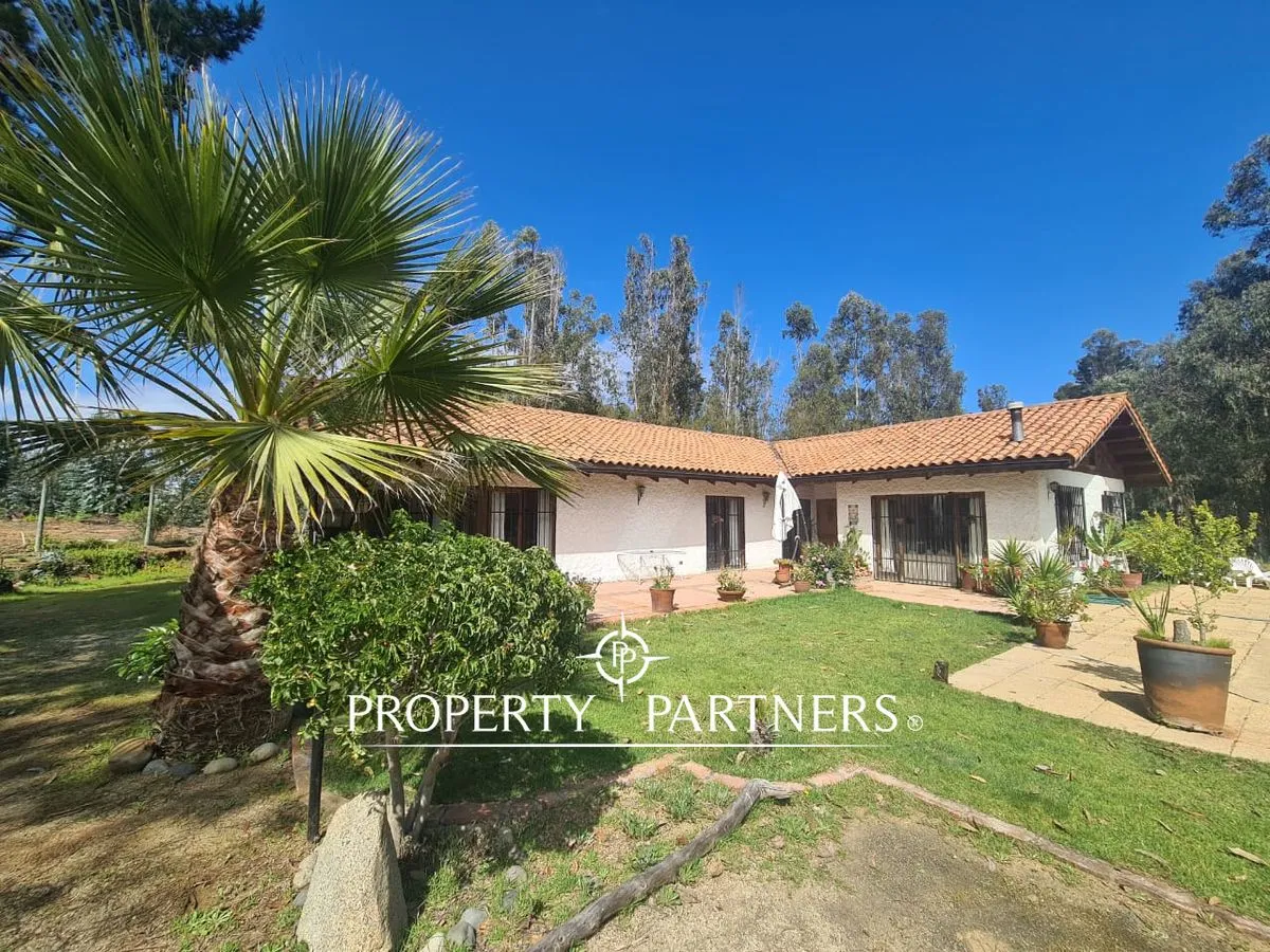 Imagen 4 de 28 de Algarrobo, Hermosa Casa Muy Cómoda Emplazada En 5....