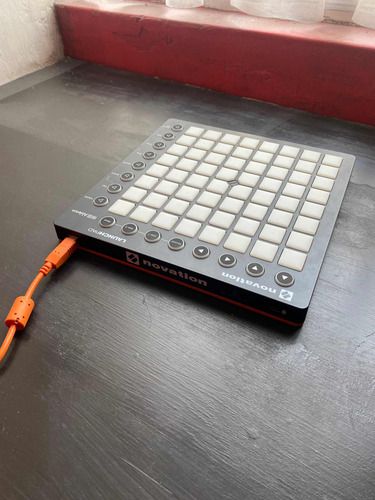 Novation Launchpad Mk2 (Usado)