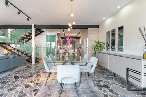 Hermosa Casa En La Trinidad