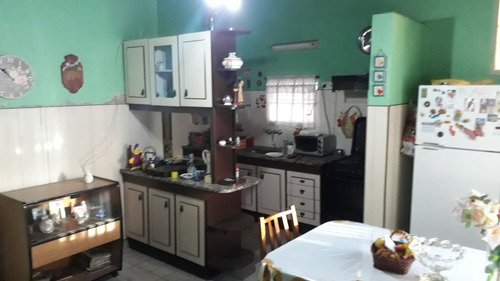 Imagen 3 de 13 de Casa Venta Isidro Casanova