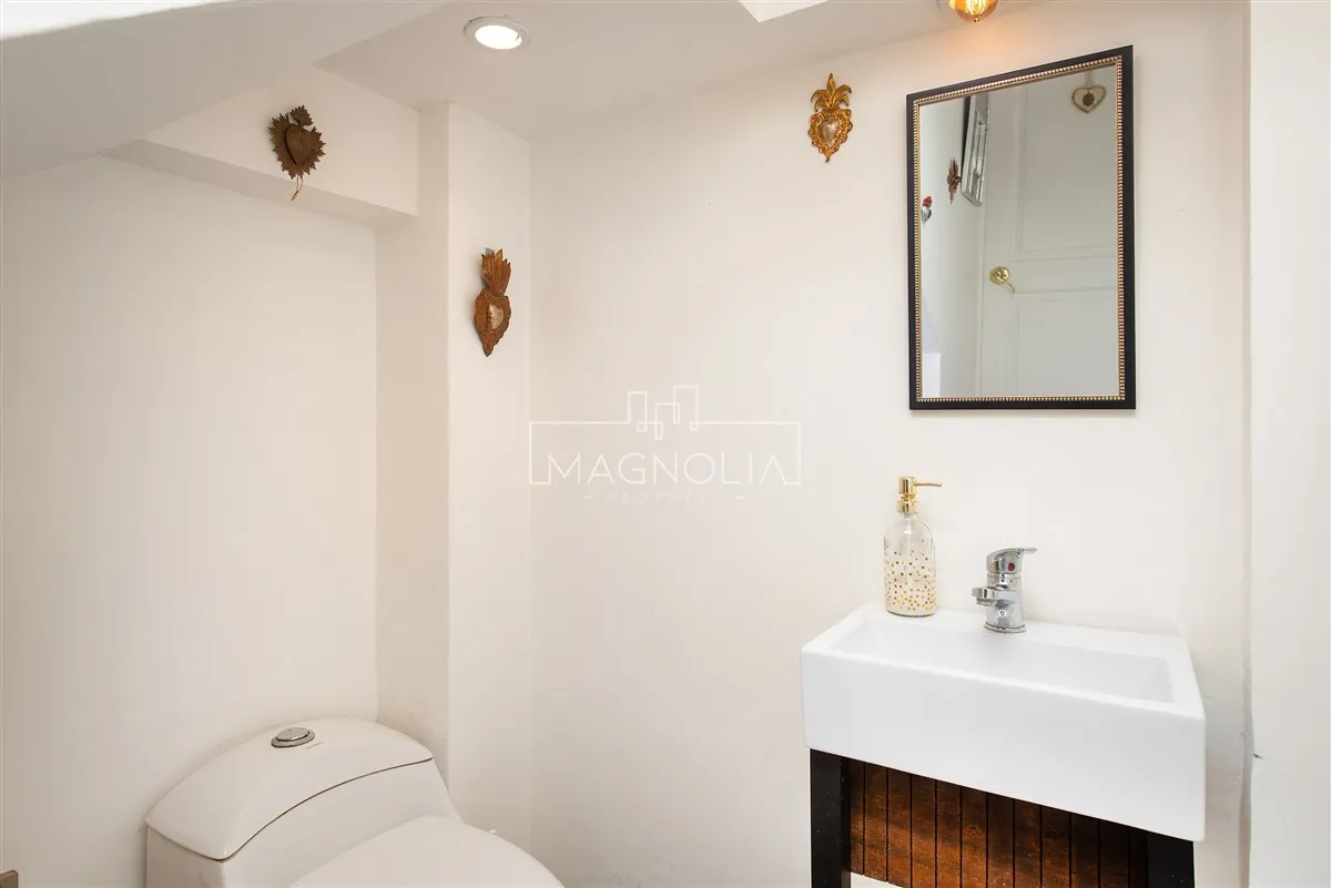 Imagen 5 de 27 de Casa En Venta De 3 Dorm 3 Baños Mas Serv En Lo Barnechea