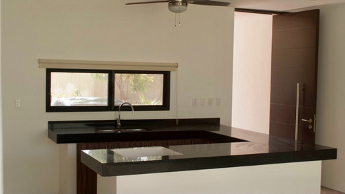 Imagen 10 de 30 de Townhouse En Renta En Privada Návita, Sta. Gertrudis Copó. 2