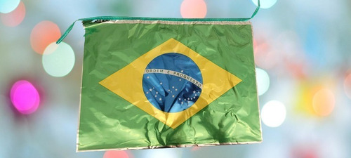 Decoração Copa Do Mundo Bandeirinhas Metalizadas Brasil 10m