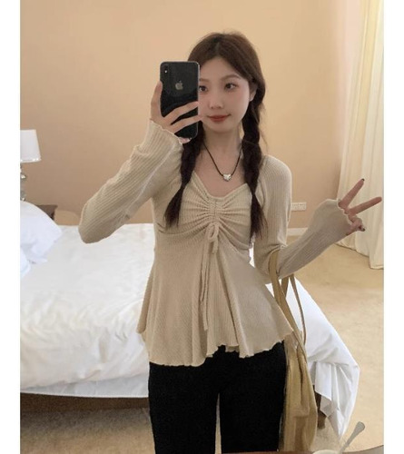 Camiseta Ajustada De Manga Larga Para Mujer Con Cuello En V