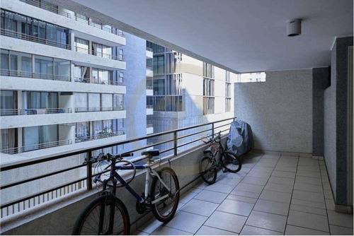 Venta De Departamento A Pasos Del Metro