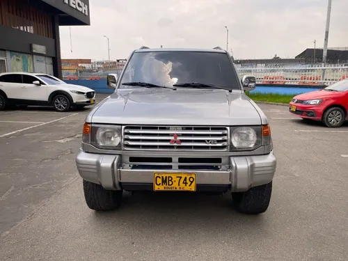 Mitsubishi Montero 3.0 V13vna Mt