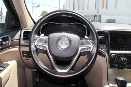 Jeep Grand Cherokee 2017