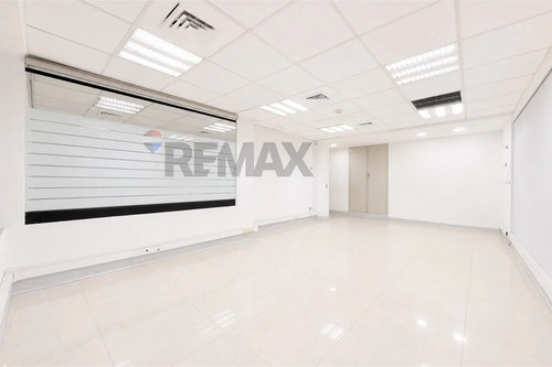 Local Comercial 1.002 M² Paseo Huérfanos