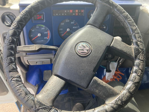 Volkswagen Titan 18-310 Tractor 6x2