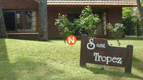 Casa En Venta Y Alquiler, Mansa, Punta Del Este, 5 Dormitorios.- Ref: 206015