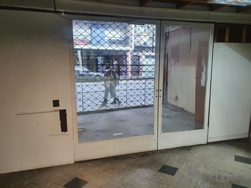 Imagen 7 de 19 de Colonia Esq Vazquez Y La Otra Es Barrios Amorin